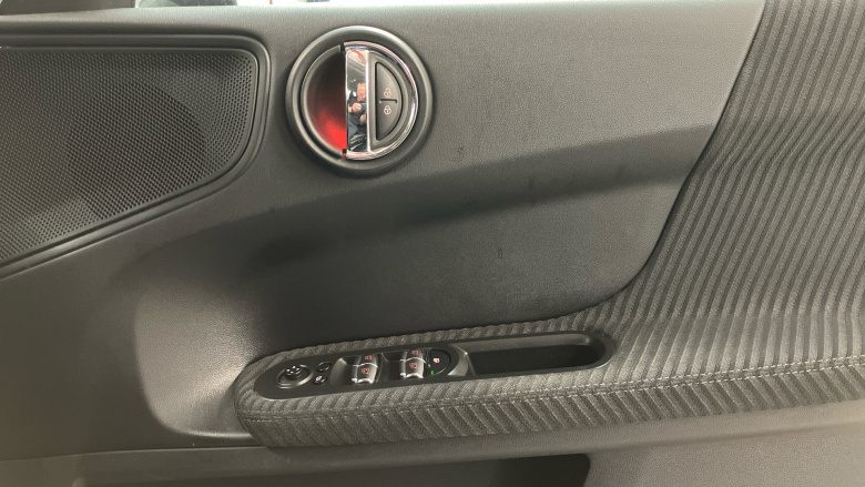 MINI Countryman 2.0 Cooper D 5dr [Chili/Nav+ Pack] Diesel Hatchback